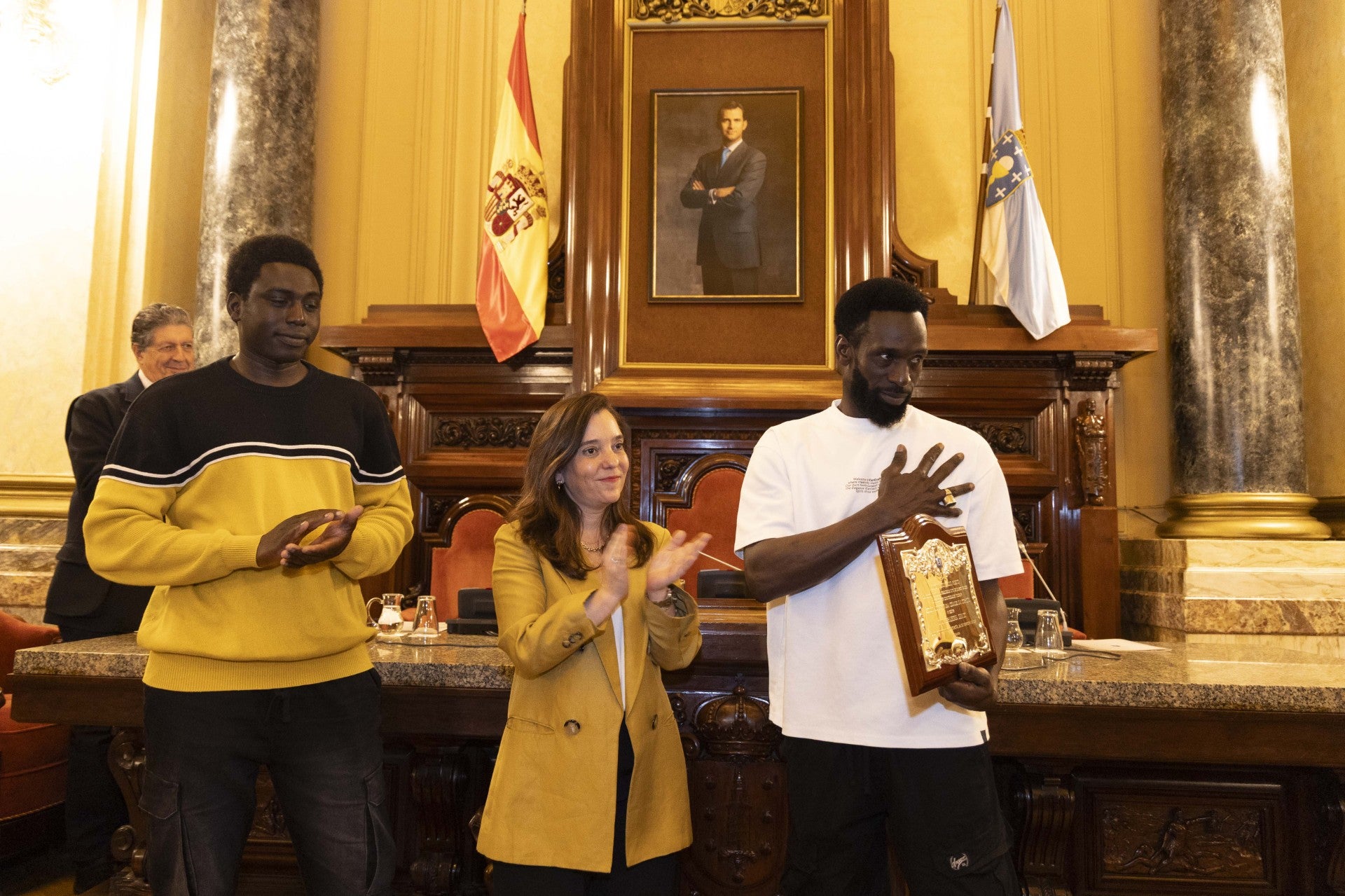 Los jóvenes senegaleses que intentaron auxiliar a Samuel Luiz, Hijos Adoptivos de A Coruña Los jóvenes senegaleses que intentaron auxiliar a Samuel Luiz, Hijos Adoptivos de A Coruña