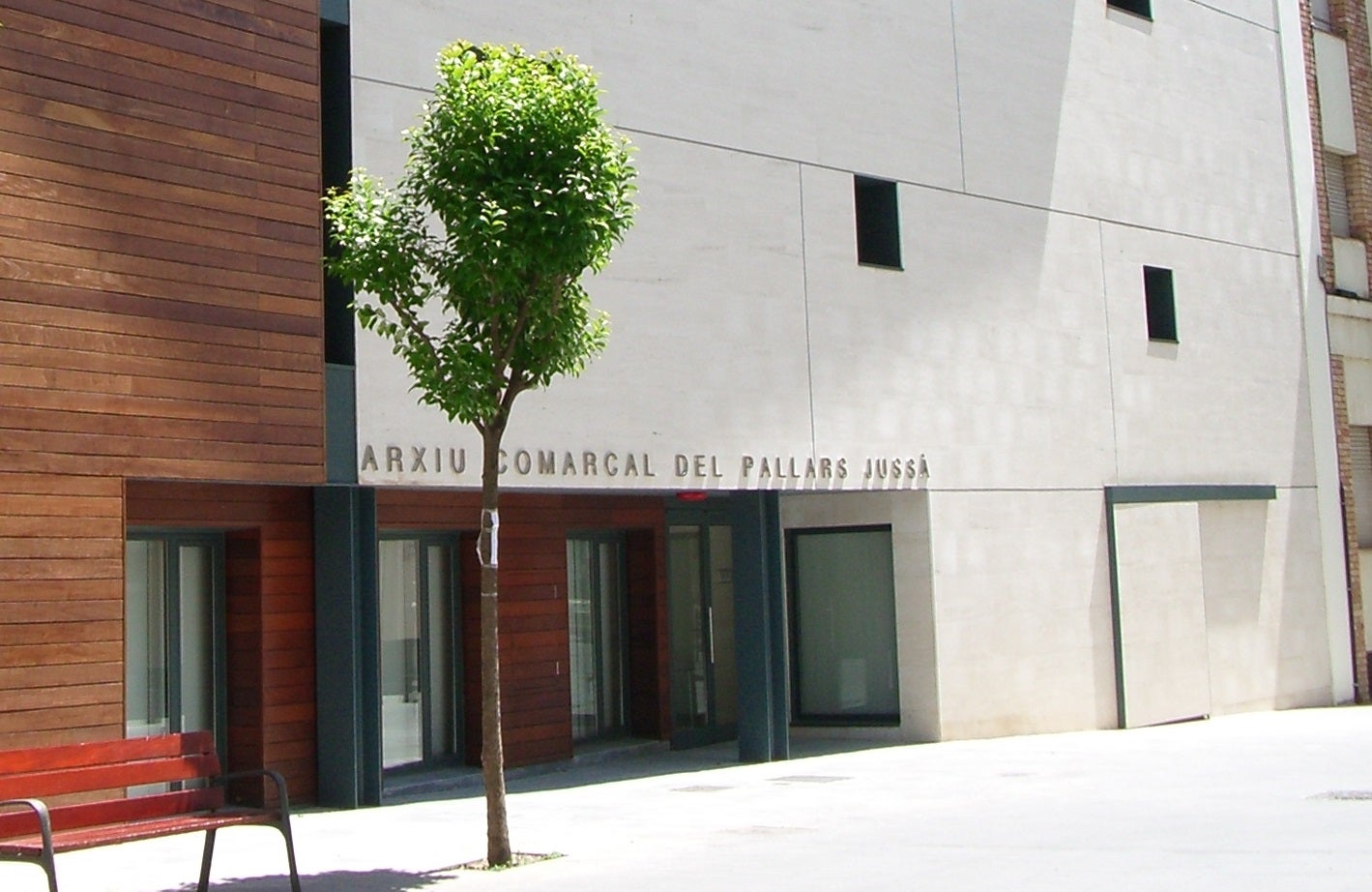 Documentació pública, pergamins, postals i fotografies històriques, els tresors de l’Arxiu Comarcal del Pallars Jussà Documentació pública, pergamins, postals i fotografies històriques, els tresors de l’Arxiu Comarcal del Pallars Jussà