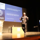 Imagen de archivo de uno de los congresos sobre tráfico y seguridad vial. Imagen de archivo de uno de los congresos sobre tráfico y seguridad vial.