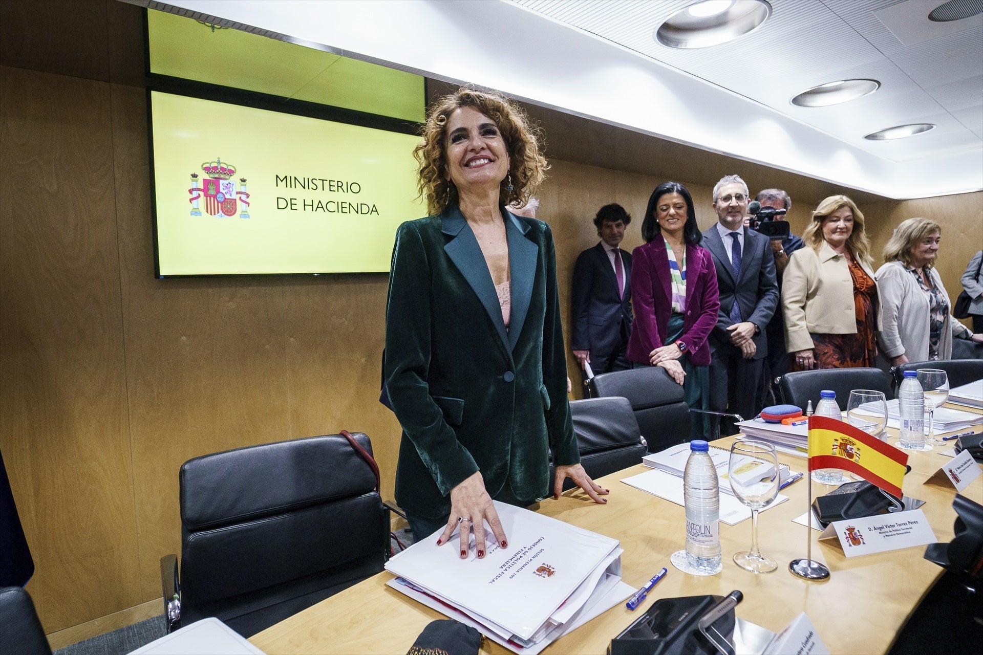 El Gobierno logra aprobar la condonación de la deuda pese al plantón del PP en el CPFF El Gobierno logra aprobar la condonación de la deuda pese al plantón del PP en el CPFF