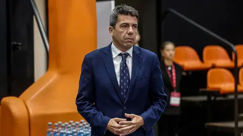 El presidente de la Generalitat, Carlos Mazón, durante la asamblea general de la Asociación Valenciana de Empresarios (AVE) El presidente de la Generalitat, Carlos Mazón, durante la asamblea general de la Asociación Valenciana de Empresarios (AVE)