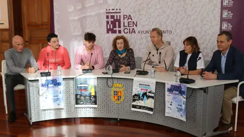 Más de 100 parejas participarán del 3 al 16 de marzo en el X Torneo Aniversario de Pádel Solidario Contra el Cáncer de Colon .