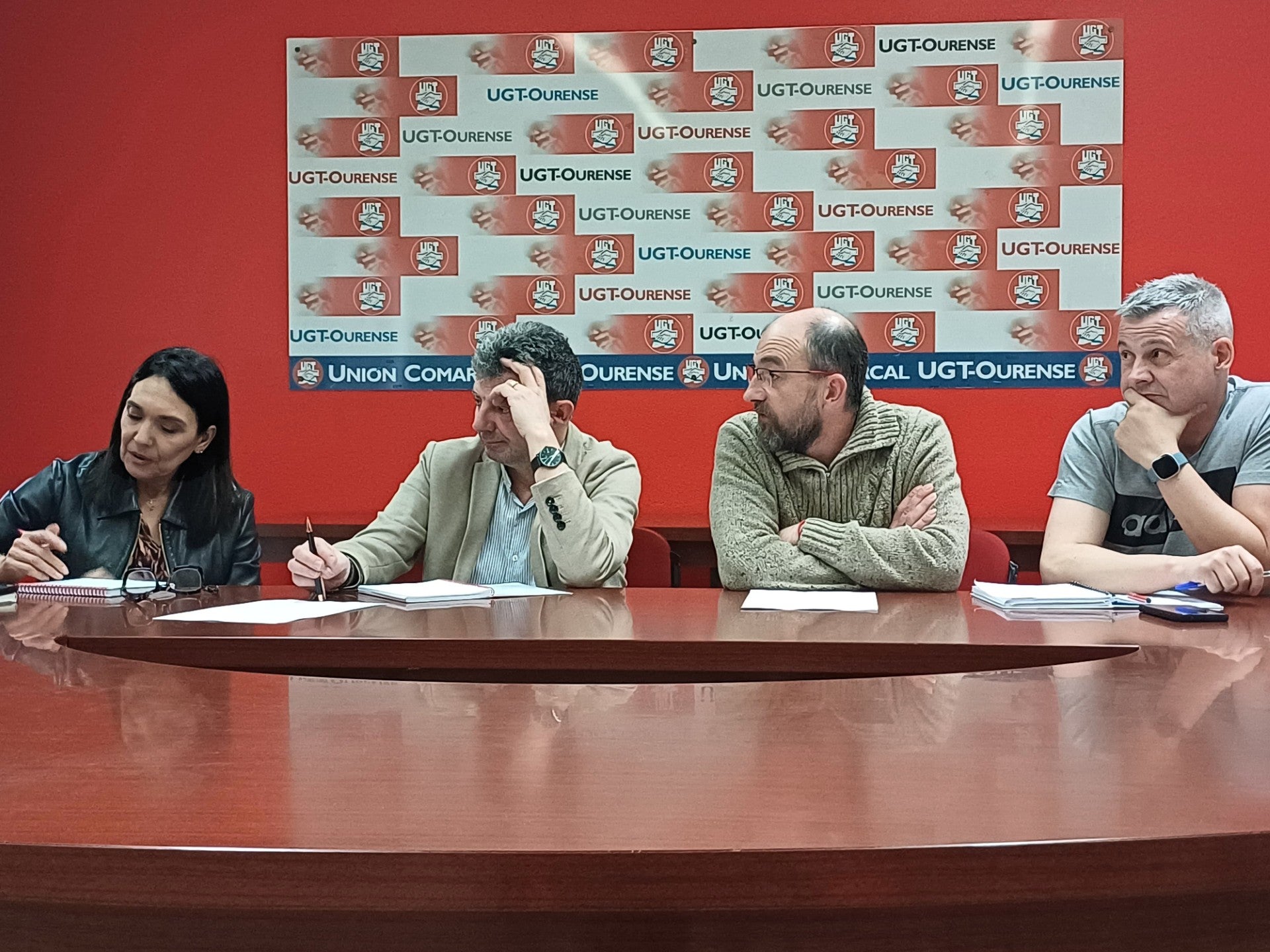 Os socialistas piden apoio para os empregos de Faurecia en Ourense Os socialistas piden apoio para os empregos de Faurecia en Ourense