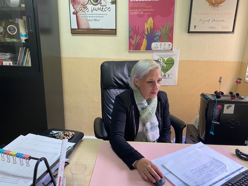 La FAPA Gabriel Miró aclara las dudas sobre el proceso de votación para elegir la lengua vehicular La FAPA Gabriel Miró aclara las dudas sobre el proceso de votación para elegir la lengua vehicular