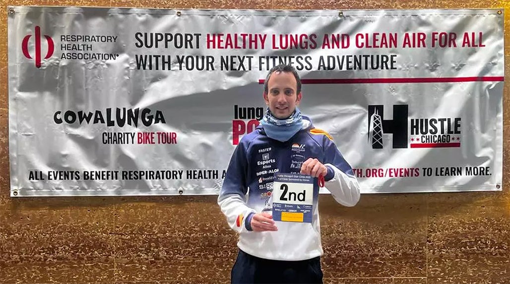 El atleta alteano Ángel López Amor acaba segundo en la prueba disputada en Chicago de la Copa del Mundo de Carreras Verticales El atleta alteano Ángel López Amor acaba segundo en la prueba disputada en Chicago de la Copa del Mundo de Carreras Verticales