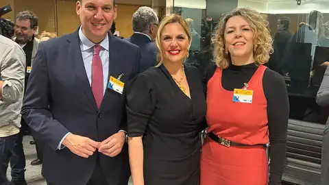 Manzano pide respeto y lealtad institucional y que el CPFF aborde de una vez la reforma del Sistema de Financiación Autonómica Manzano pide respeto y lealtad institucional y que el CPFF aborde de una vez la reforma del Sistema de Financiación Autonómica