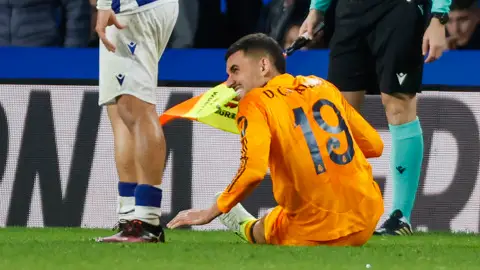 Ceballos se rompe: estará dos meses de baja Ceballos se rompe: estará dos meses de baja
