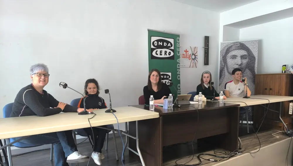 Programa en directo desde el Colegio Jesuitinas Pamplona Programa en directo desde el Colegio Jesuitinas Pamplona