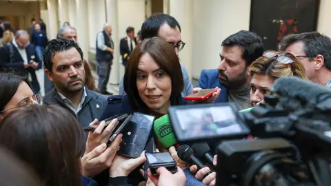 La ministra de Ciencia, Diana Morant, atiende a la prensa este martes. La ministra de Ciencia, Diana Morant, atiende a la prensa este martes. EFE/Kiko Huesca