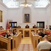 Partido Popular y Vox rechazan la moción conjunta sobre el 8-M de PSOE e Izquierda Unida Partido Popular y Vox rechazan la moción conjunta sobre el 8-M de PSOE e Izquierda Unida