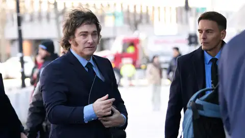 El presidente de Argentina, Javier Milei, fue registrado el pasado 21 de febrero a su llegada a la sede del Banco Iberoamericano de Desarrollo (BID). El presidente de Argentina, Javier Milei, fue registrado el pasado 21 de febrero a su llegada a la sede del Banco Iberoamericano de Desarrollo (BID).