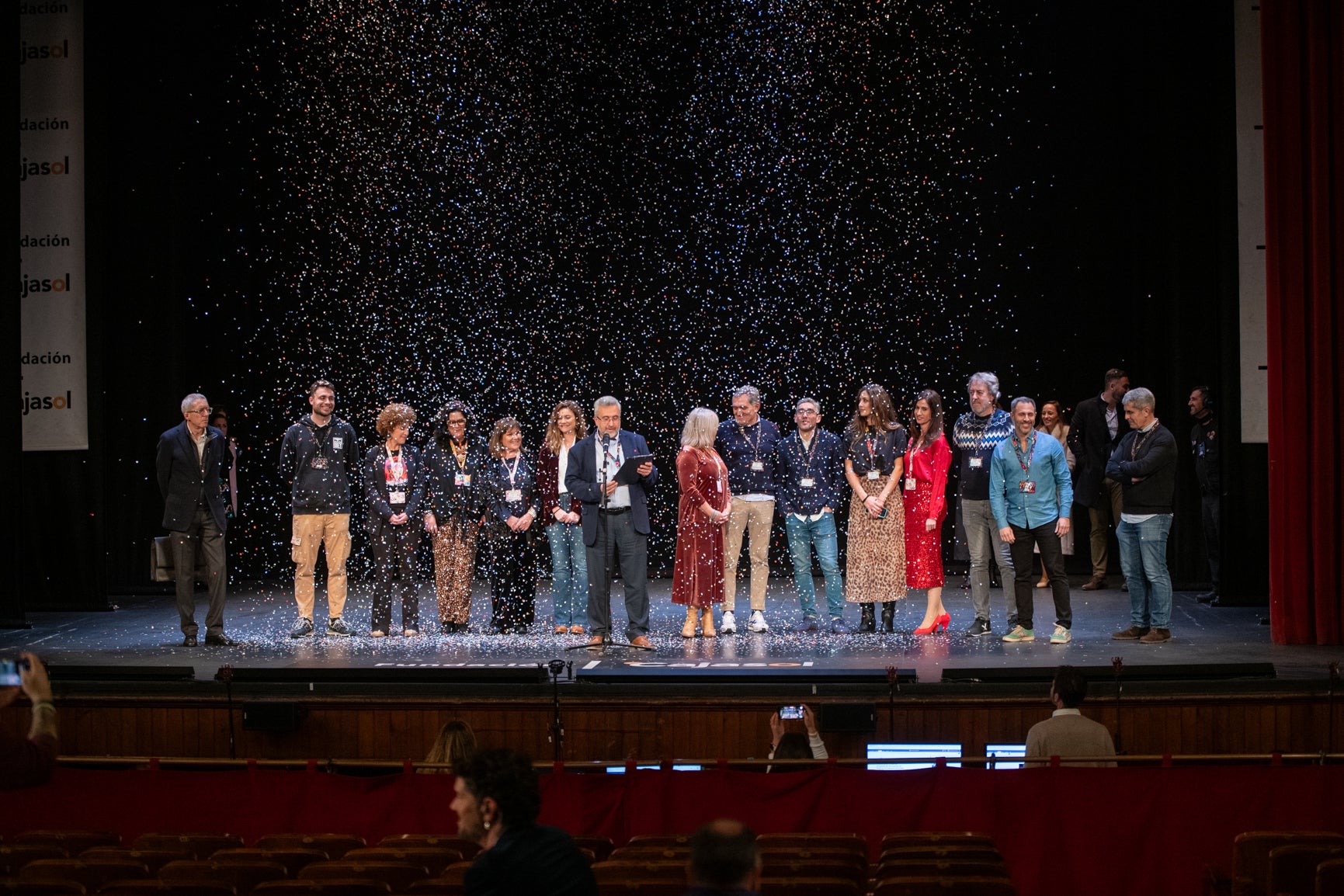 Valora las agrupaciones que participan en la final del COAC 2025 Valora las agrupaciones que participan en la final del COAC 2025