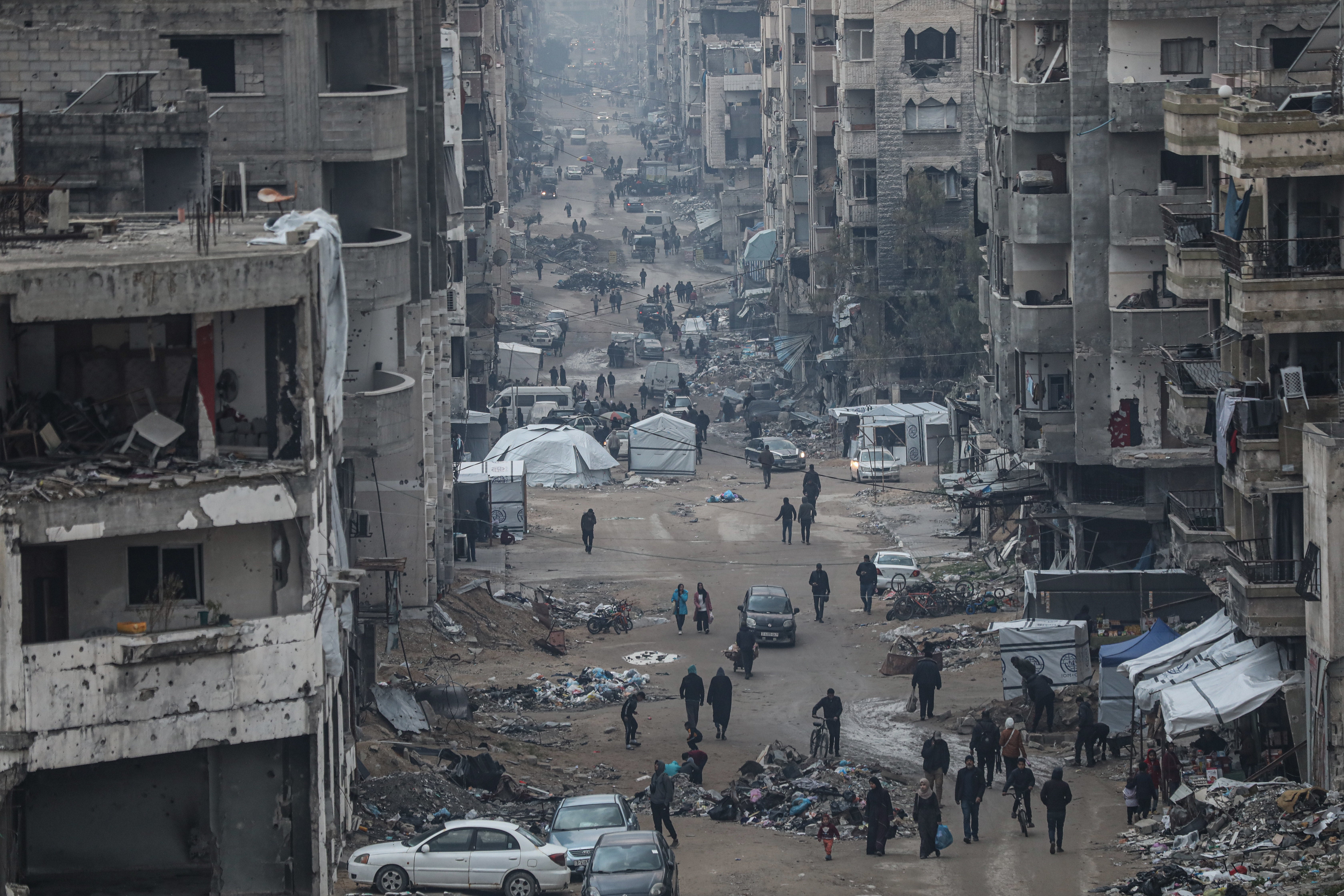 Israel propone extender otros 42 días la primera fase del alto el fuego según una fuente egipcia Israel propone extender otros 42 días la primera fase del alto el fuego según una fuente egipcia