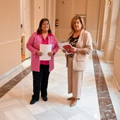 Las diputadas provinciales Encarnación Medina y María Antonia Álvaro Las diputadas provinciales Encarnación Medina y María Antonia Álvaro