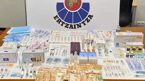 Detenidas dos mujeres en San Sebastián por realizar intervenciones estéticas sin licencia en un piso turístico Detenidas dos mujeres en San Sebastián por realizar intervenciones estéticas sin licencia en un piso turístico