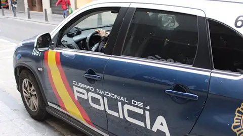 Vehículo de la Policía Nacional Vehículo de la Policía Nacional