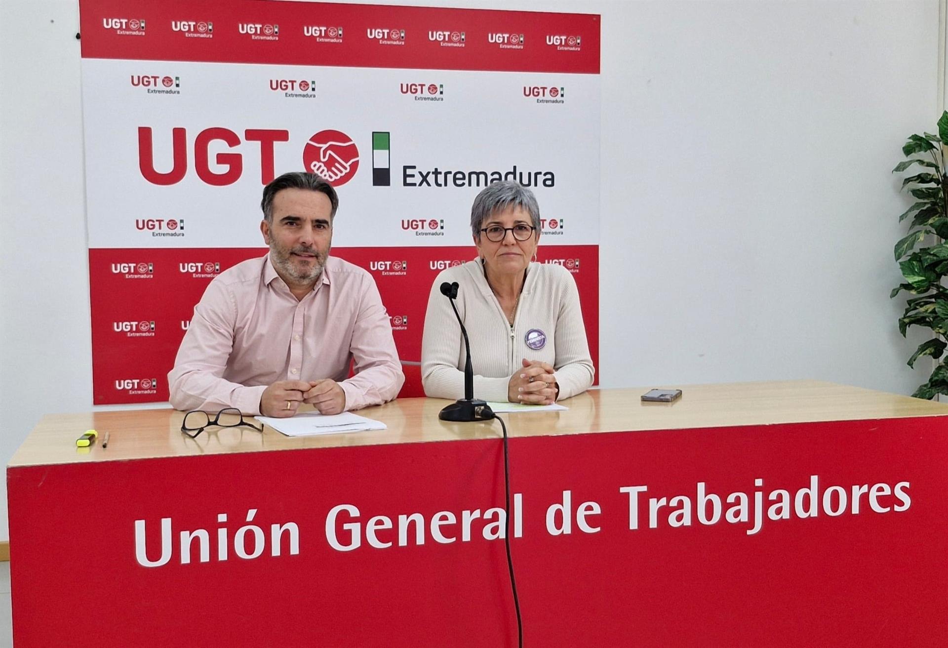 El paro de larga duración en Extremadura tiene rostro de mujer mayor de 45 años, según un informe de UGT Extremadura El paro de larga duración en Extremadura tiene rostro de mujer mayor de 45 años, según un informe de UGT Extremadura