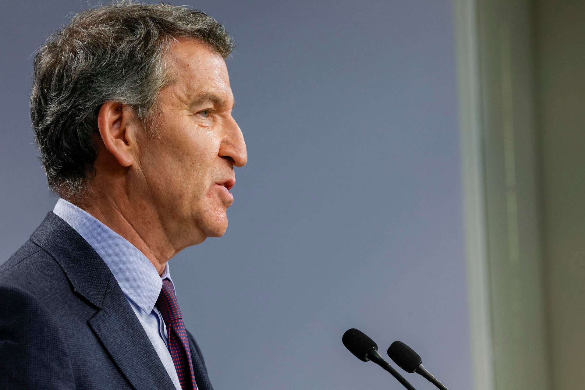 La postura de Feijóo que incomoda al Gobierno: "¿Hay alguien al mando en Génova 13?" La postura de Feijóo que incomoda al Gobierno: "¿Hay alguien al mando en Génova 13?"