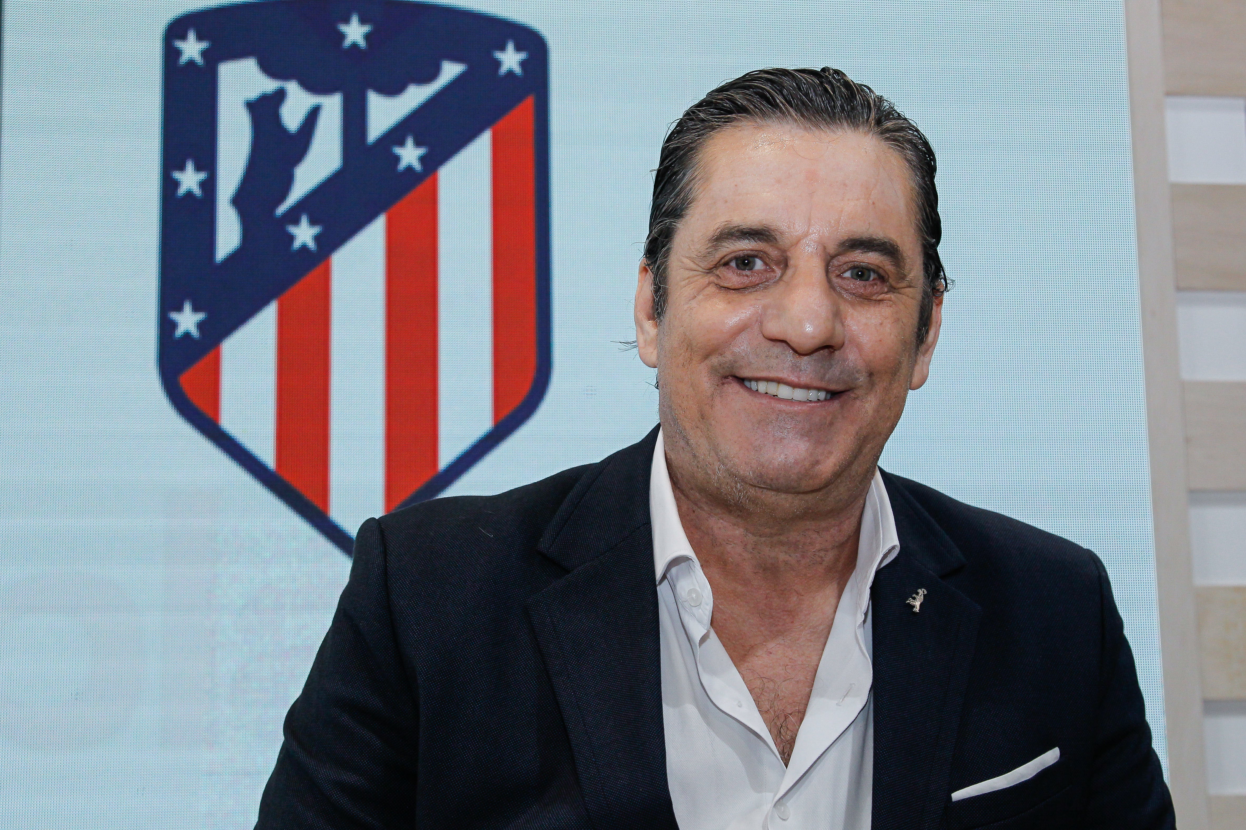 Historias de fútbol con Enrique Ortego: el curioso reconocimiento médico de Paulo Futre con el Atlético de Madrid Historias de fútbol con Enrique Ortego: el curioso reconocimiento médico de Paulo Futre con el Atlético de Madrid