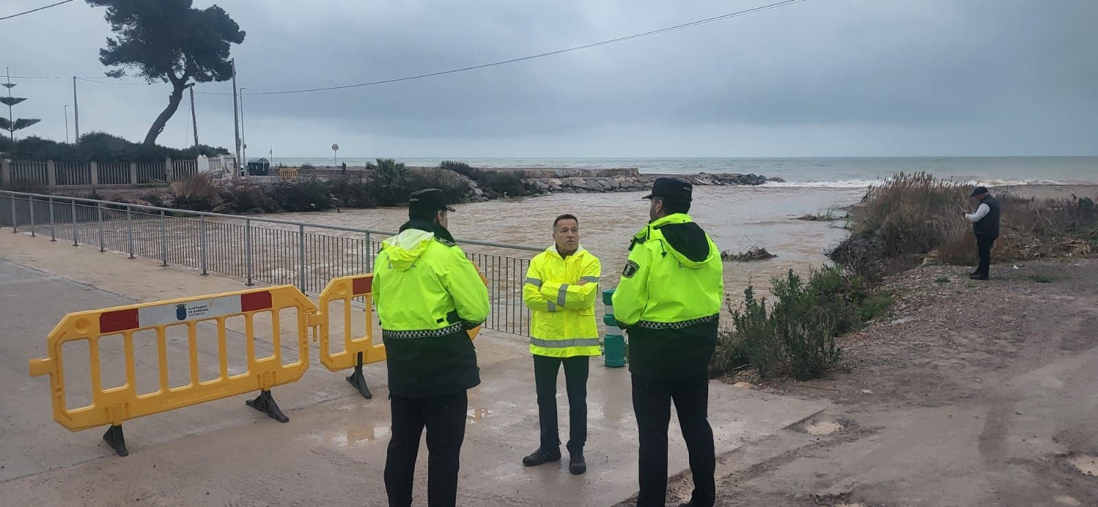 Las últimas actuaciones en el Clot evitan debordamientos graves en Burriana Las últimas actuaciones en el Clot evitan debordamientos graves en Burriana