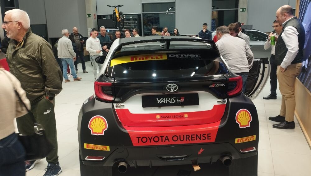 El Toyota Yaris GR N4 en la presentación del equipo en Toyota Ourense