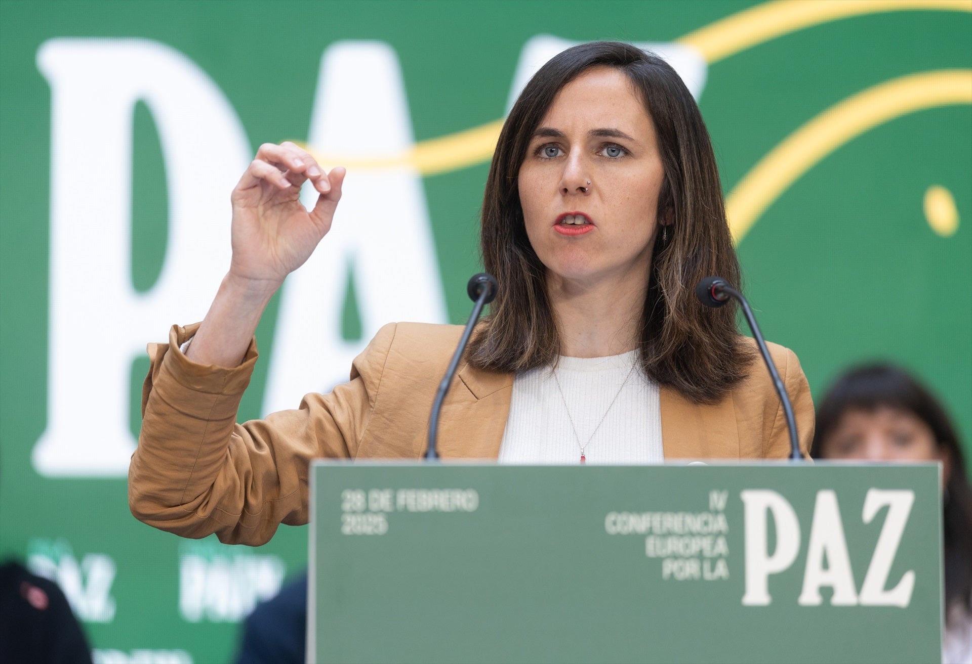 Podemos rechaza el "pacto racista" del PSOE y Junts y amenaza con bloquear la ley en el Congreso Podemos rechaza el "pacto racista" del PSOE y Junts y amenaza con bloquear la ley en el Congreso