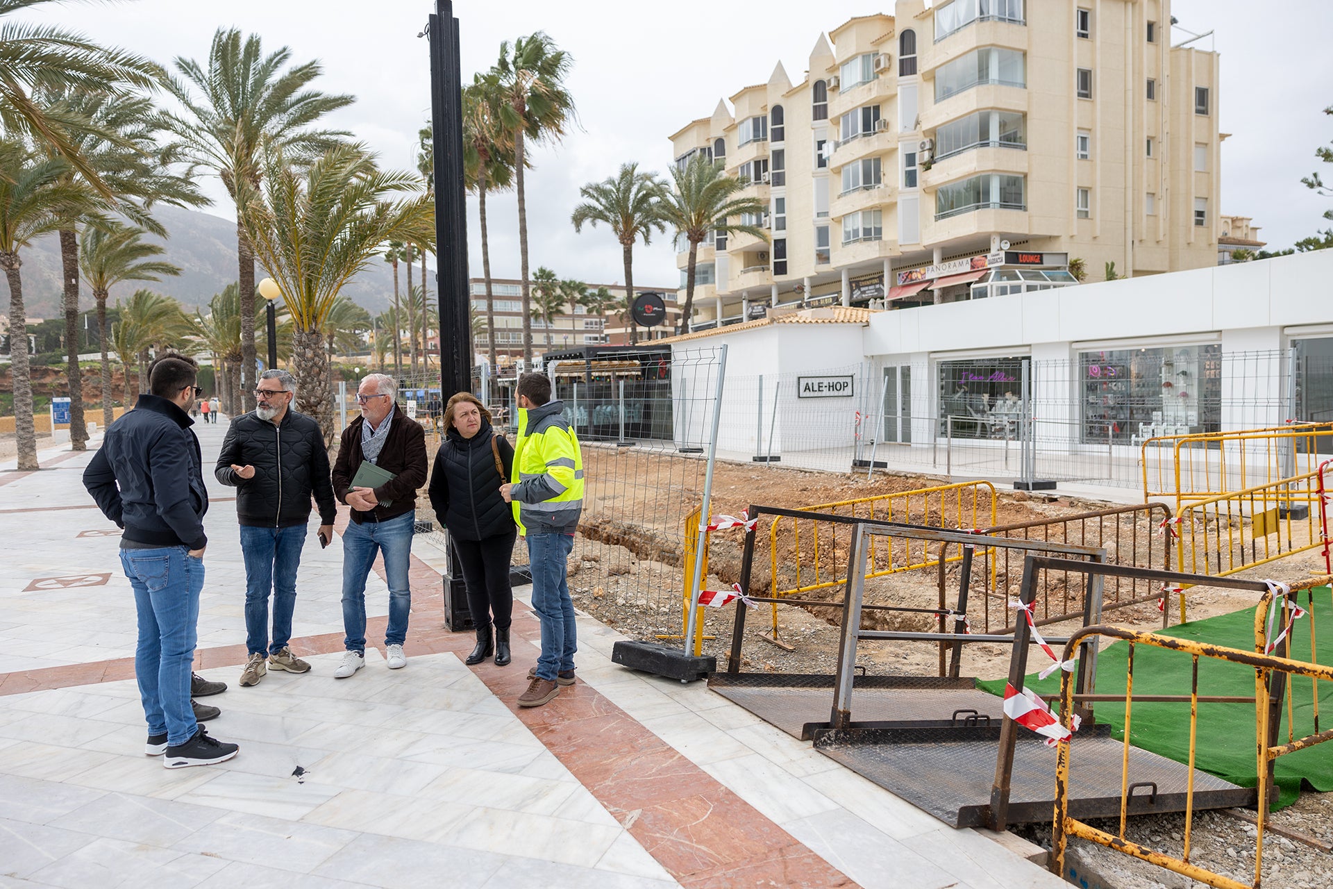 Las obras de la plataforma única en el Paseo de las Estrellas del Albir acabarán con los problemas de drenaje Las obras de la plataforma única en el Paseo de las Estrellas del Albir acabarán con los problemas de drenaje