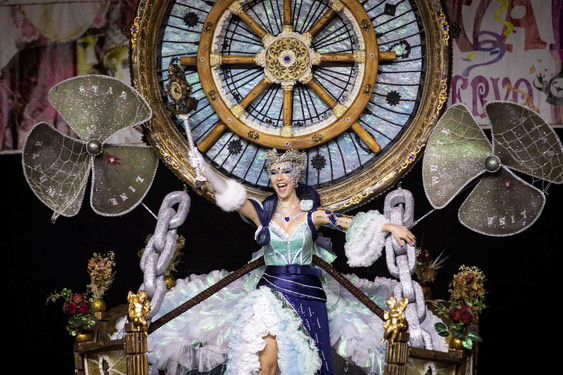 Dementes de Mota del Cuervo aspiran a triunfar en el Carnaval de Castilla-La Mancha Dementes de Mota del Cuervo aspiran a triunfar en el Carnaval de Castilla-La Mancha