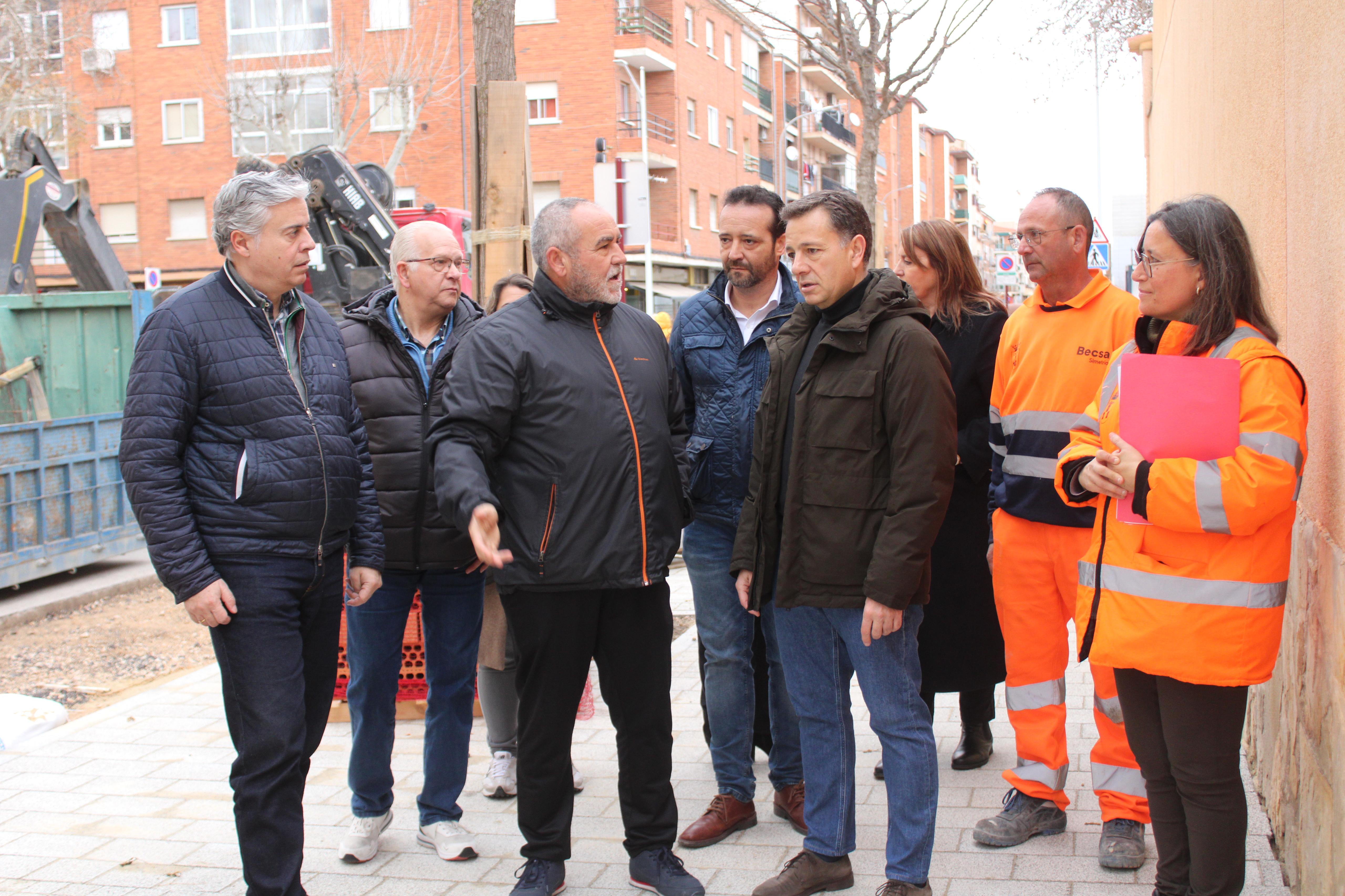 El Plan de Acerado en Francisco Javier de Moya y Jorge Juan mejorarán la accesibilidad y movilidad a pie El Plan de Acerado en Francisco Javier de Moya y Jorge Juan mejorarán la accesibilidad y movilidad a pie