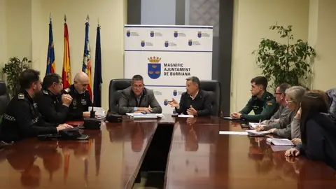 Burriana comunica la suspensión de las clases también para este jueves por las lluvias Burriana comunica la suspensión de las clases también para este jueves por las lluvias