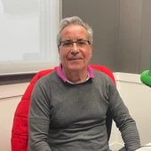 El artista Evaristo Alguacil en los estudios de Onda Cero Marina Baixa El artista Evaristo Alguacil en los estudios de Onda Cero Marina Baixa