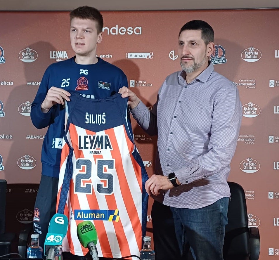 Silins, presentado por el Leyma Basquet Coruña y Heurtel tentado por un equipo de Euroliga, aunque acabará la temporada en A Coruña Silins, presentado por el Leyma Basquet Coruña y Heurtel tentado por un equipo de Euroliga, aunque acabará la temporada en A Coruña