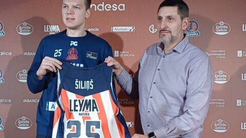 Karlis Silins y Charlie Uzal, del Leyma Basquet Coruña Karlis Silins y Charlie Uzal, del Leyma Basquet Coruña