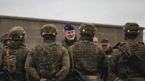 El Rey Felipe VI transmite su apoyo a los soldados ucranianos que se forman en Toledo El Rey Felipe VI transmite su apoyo a los soldados ucranianos que se forman en Toledo