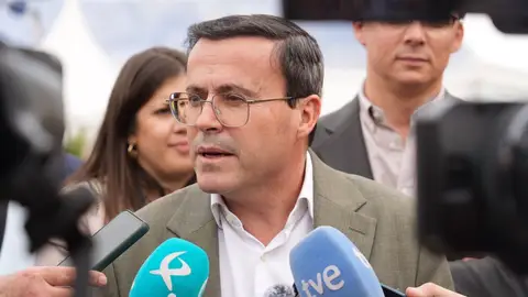 Las Diputaciones exigen una rectificación de la Junta a cuenta de los PCEME y defienden su inversión municipal Las Diputaciones exigen una rectificación de la Junta a cuenta de los PCEME y defienden su inversión municipal