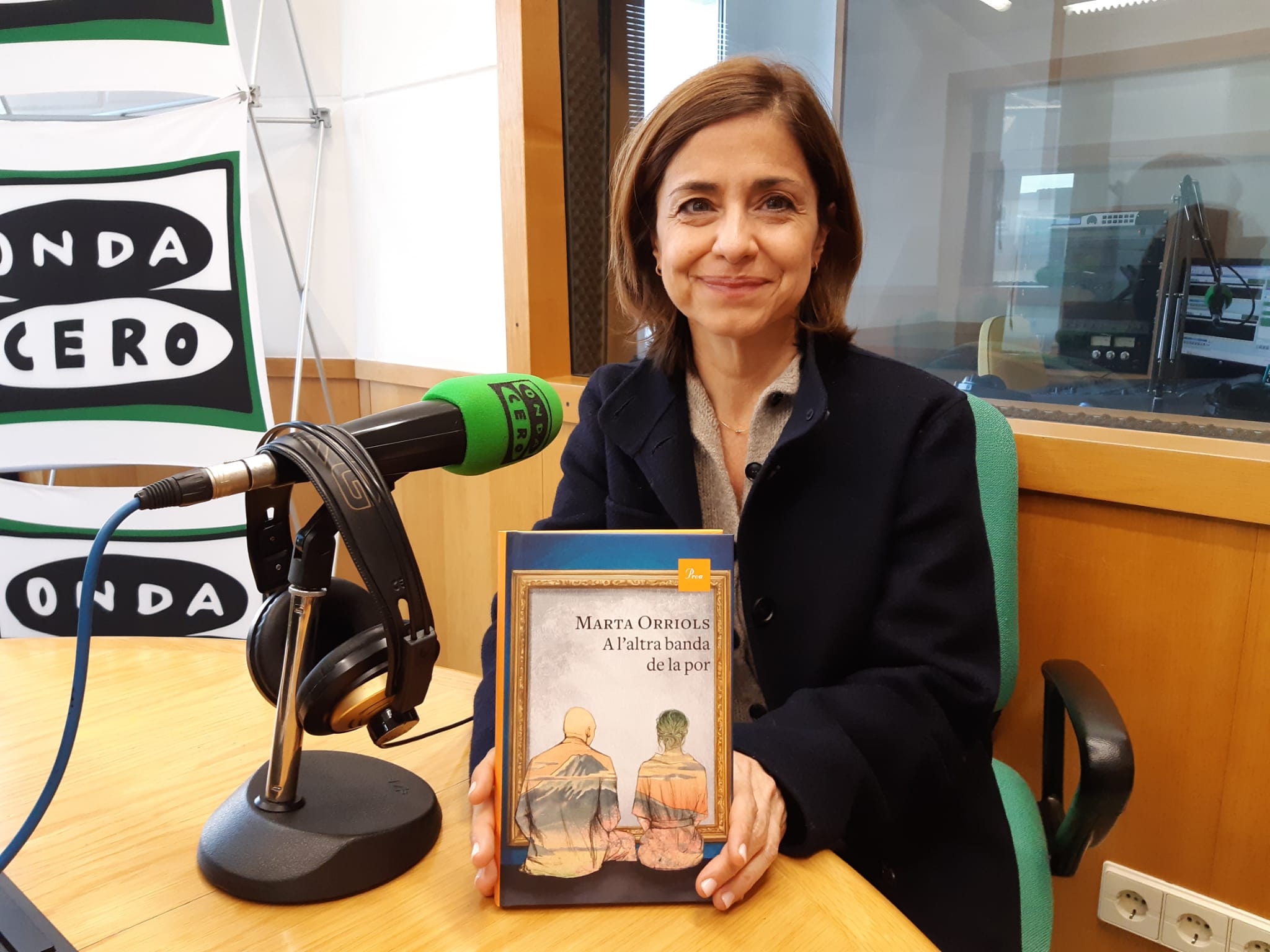 Les incerteses pròpies i globals i les relacions humanes en l'última novel·la de Marta Orriols, "A l'altra banda de la por" Les incerteses pròpies i globals i les relacions humanes en l'última novel·la de Marta Orriols, "A l'altra banda de la por"