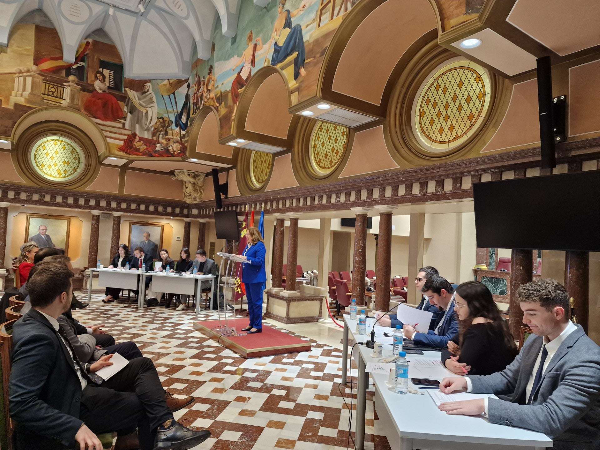 Especial Día de La Mujer - `Visitación Martínez, presidenta de la Asamblea Regional´ Especial Día de La Mujer - `Visitación Martínez, presidenta de la Asamblea Regional´