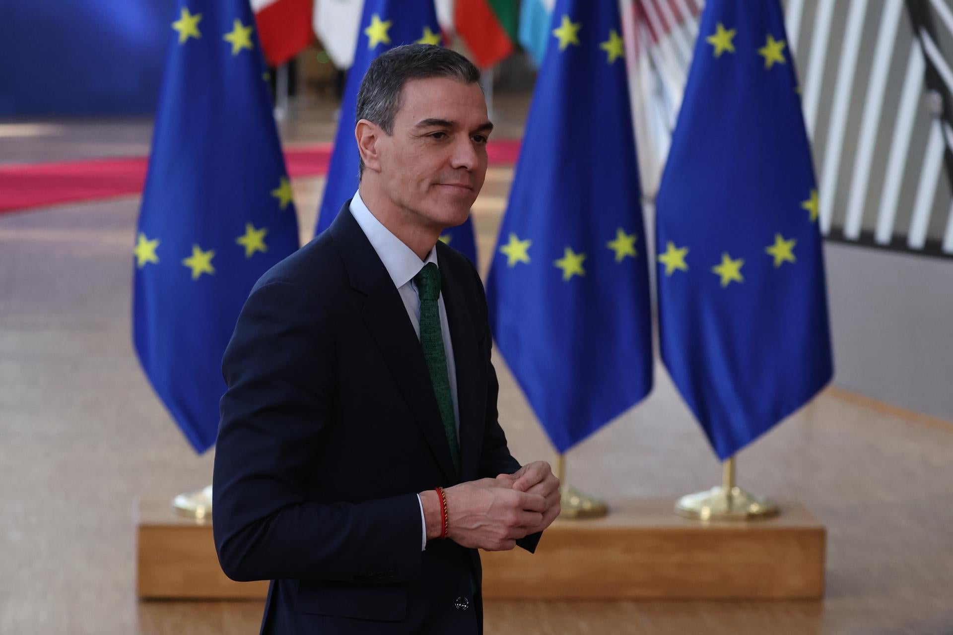 Sánchez anuncia un esfuerzo para que España llegue al 2% del PIB en gasto en Defensa antes de 2029 Sánchez anuncia un esfuerzo para que España llegue al 2% del PIB en gasto en Defensa antes de 2029