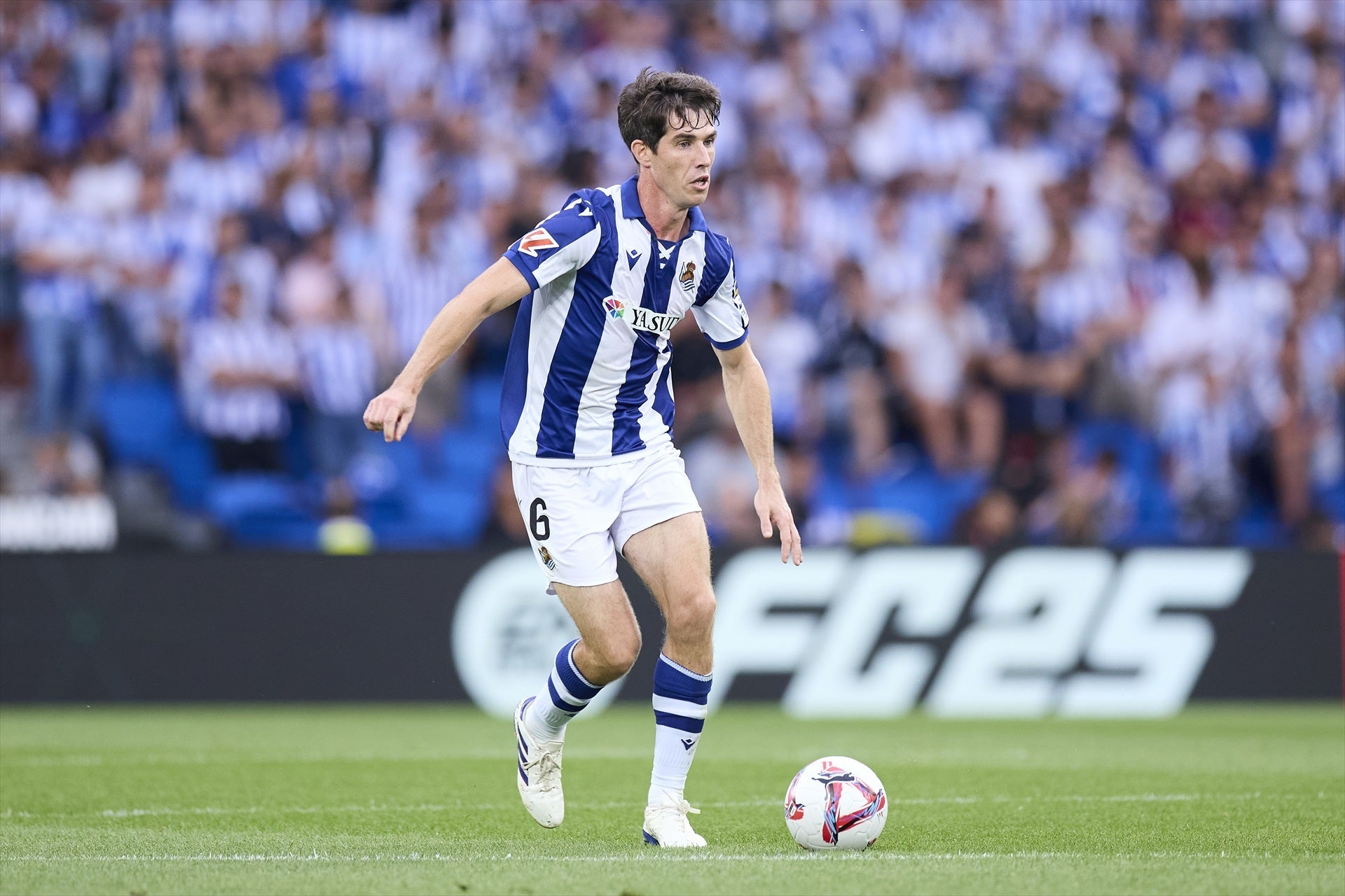 Aritz Elustondo: "Sabemos lo que es ganar en Old Trafford y ojalá podamos repetirlo" Aritz Elustondo: "Sabemos lo que es ganar en Old Trafford y ojalá podamos repetirlo"