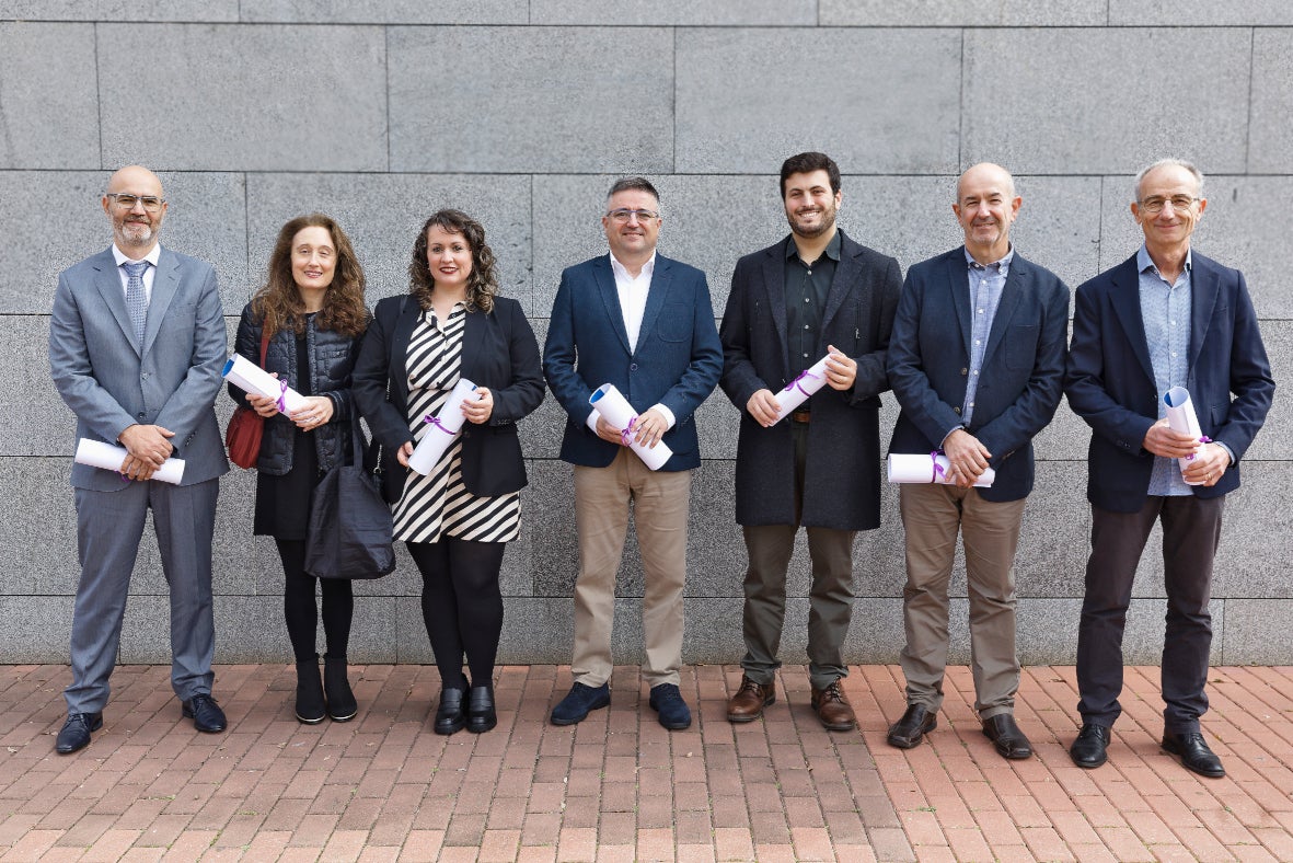 El Consell Social distingeix a Aurelio Gómez Cadenas i Enrique Sánchez Vilchez amb els premis d'investigació El Consell Social distingeix a Aurelio Gómez Cadenas i Enrique Sánchez Vilchez amb els premis d'investigació