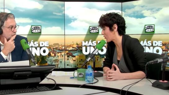 Elma Saiz con Carlos Alsina en 'M&aacute;s de Uno'