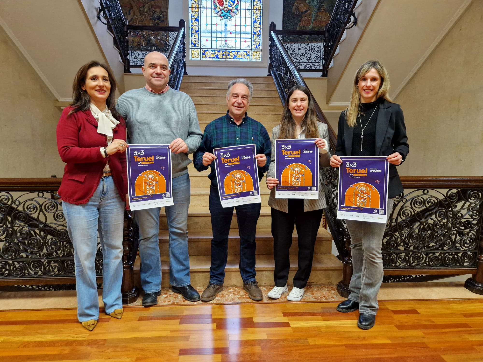 Teruel inaugurará el nuevo pabellón de las Viñas con un torneo solidario Teruel inaugurará el nuevo pabellón de las Viñas con un torneo solidario