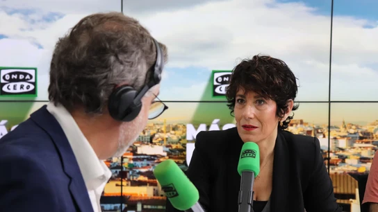 La ministra de Inclusión, Seguridad Social y Migraciones, Elma Saiz, durante la entrevista con Carlos Alsina en 'Más de uno' La ministra de Inclusión, Seguridad Social y Migraciones, Elma Saiz, durante la entrevista con Carlos Alsina en 'Más de uno'