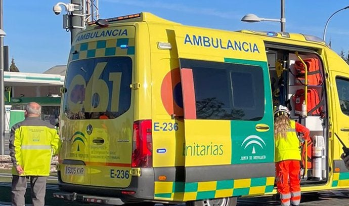 Herido con quemaduras un hombre de 66 años en el incendio de un chalé en Valencina Herido con quemaduras un hombre de 66 años en el incendio de un chalé en Valencina