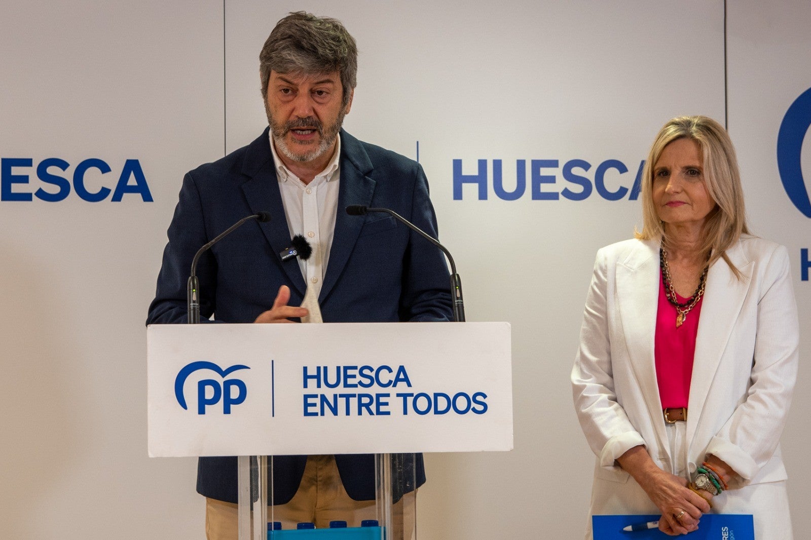 El PP de Huesca acusa a Miguel Gracia de romper la unidad en apoyo a la TCP El PP de Huesca acusa a Miguel Gracia de romper la unidad en apoyo a la TCP