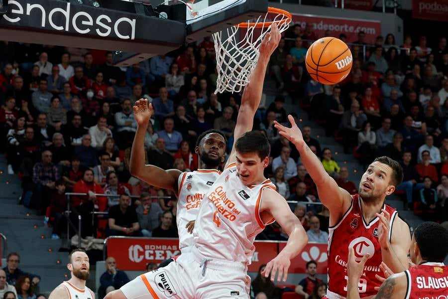 Valencia Basket se enfrentará en los cuartos de final de la Eurocup con el Cluj rumano el próximo miércoles en la Fonteta Valencia Basket se enfrentará en los cuartos de final de la Eurocup con el Cluj rumano el próximo miércoles en la Fonteta