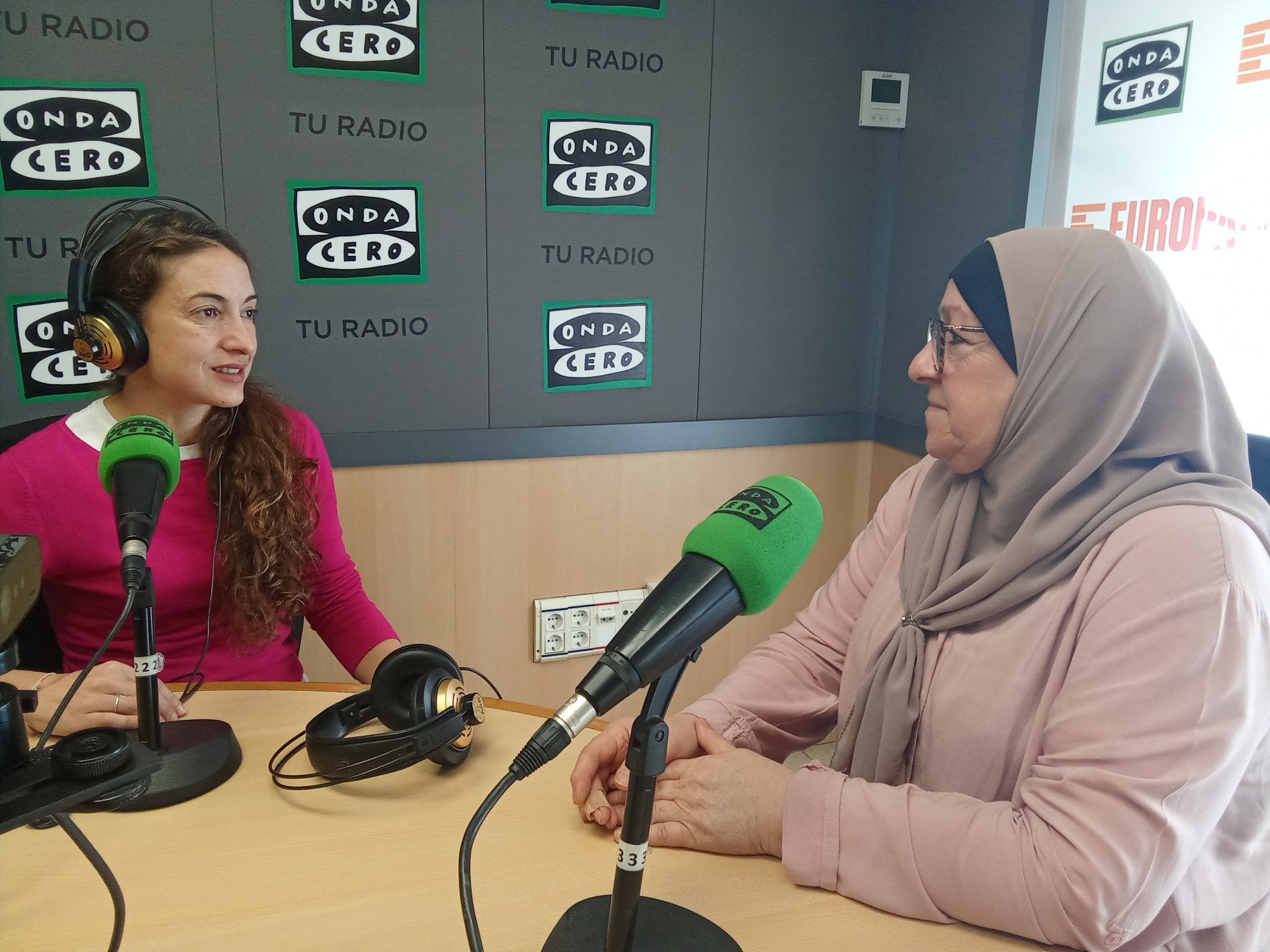 María Eugenia Bermúdez e Isabel Sánchez Arán: "Las mujeres tenemos que seguir luchando por nuestro lugar en la sociedad" María Eugenia Bermúdez e Isabel Sánchez Arán: "Las mujeres tenemos que seguir luchando por nuestro lugar en la sociedad"