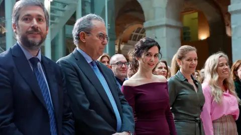 Ayuso critica a quienes describen a España como un “país machista” mientras callan ante “abusos y crímenes en el mundo” Ayuso critica a quienes describen a España como un “país machista” mientras callan ante “abusos y crímenes en el mundo”