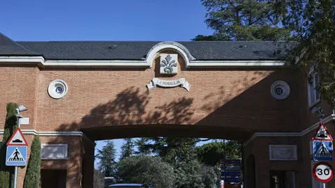 Entrada de La Moraleja Entrada de La Moraleja