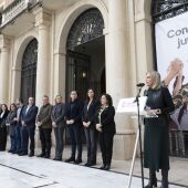 La presidenta de la Diputación, Marta Barrachina, ha leído este viernes la lectura del manifiesto institucional. 